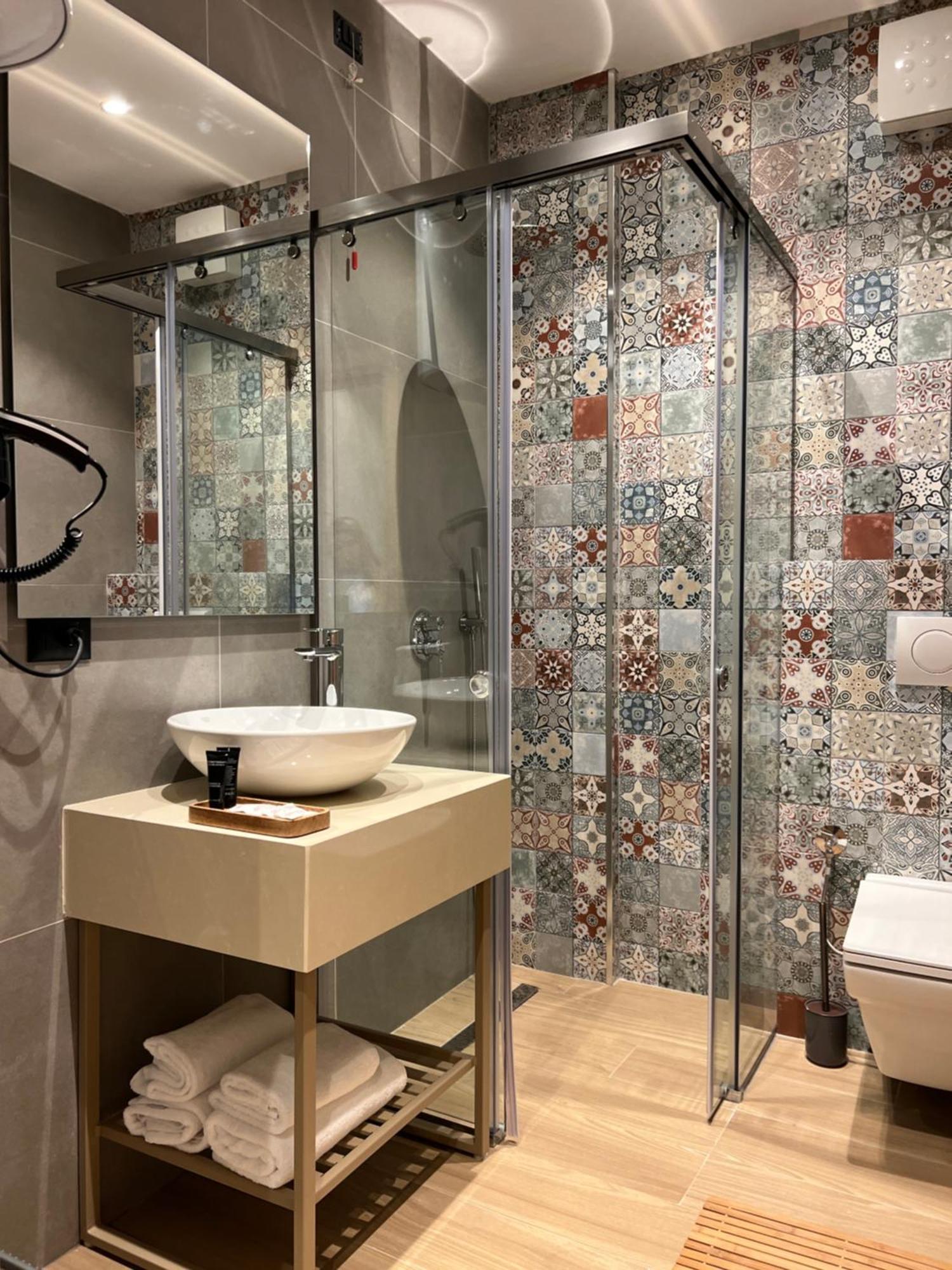 Coastline Luxury Apart Hotel Golem  Buitenkant foto